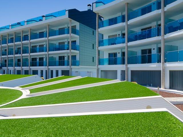 APARTMENT FOR RENT WITH SEA VIEWS FROM SEPTEMBER TO JUNE