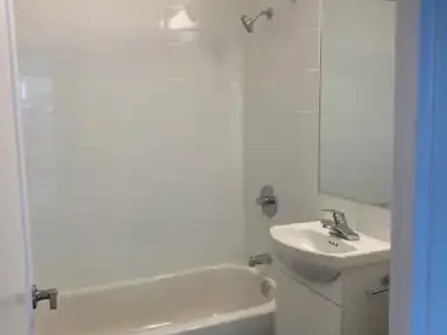 Apartment For Rent Toronto ON 1650 ES99557665
