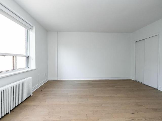Apartment For Rent Toronto ON 1675 ES98313319
