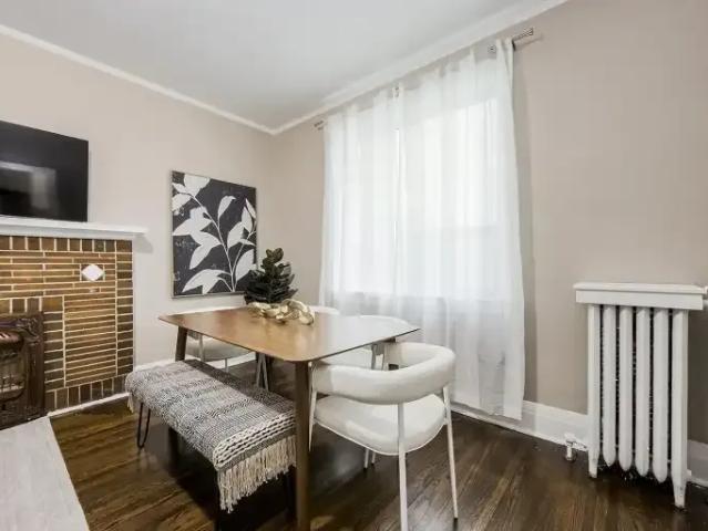 Apartment For Rent Toronto ON 1809 ES102052403