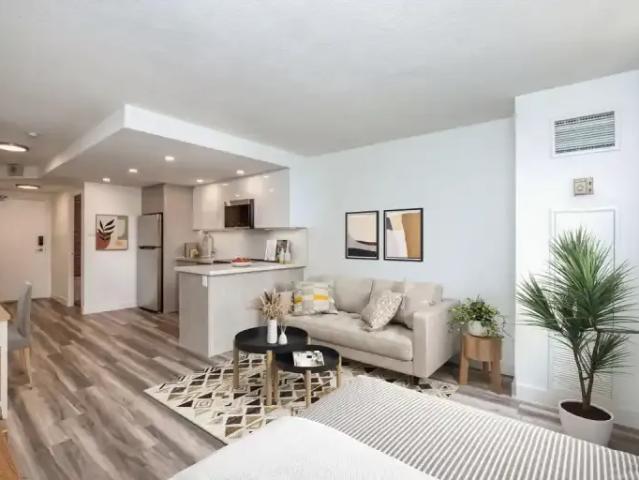 Apartment For Rent Toronto ON 2069 ES103694728