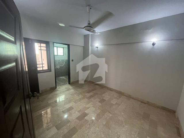 Apartment For Sale 3 Bed DD | Big Bukhari Commercial | Single Unit | West Open