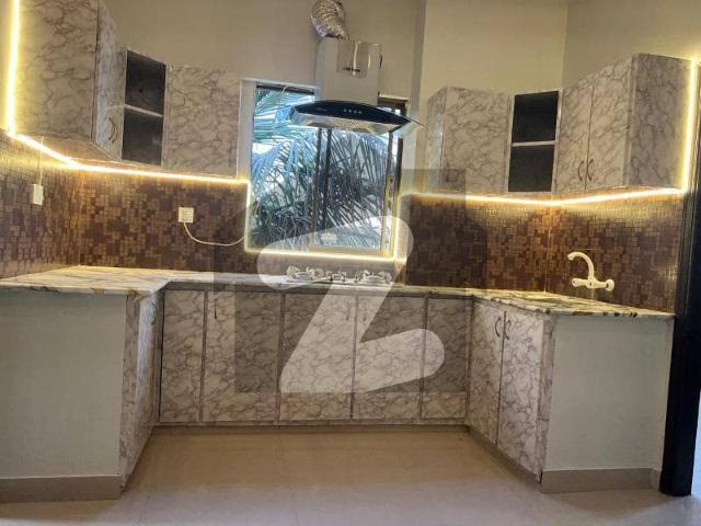 Apartment For Sale 3 Bedroom 1st Floor In Muslim Commercial