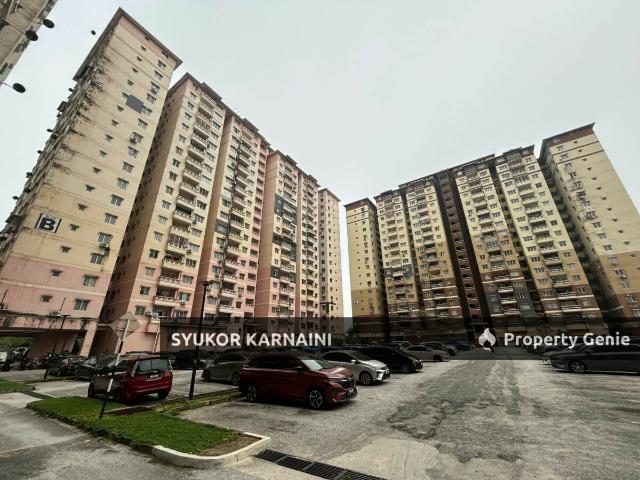 Apartment for Sale at Laguna Biru
