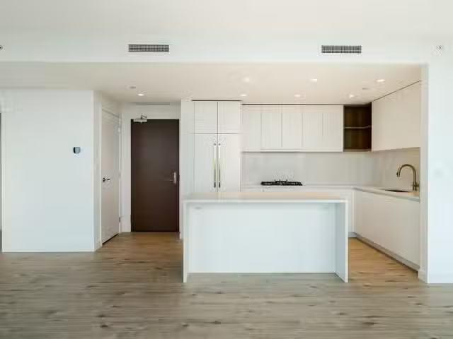 Apartment for sale in Coquitlam, Coquitlam, 4007 720 Farrow St.
