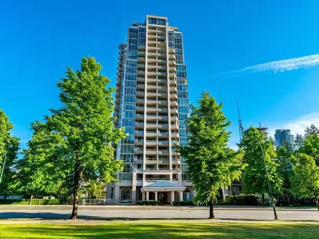 Apartment for sale in Coquitlam, Coquitlam, 408 3070 Guildford.