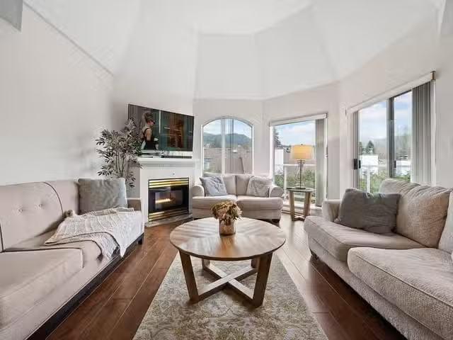 Apartment for sale in Coquitlam, Coquitlam, 413 1220 Lasalle P.