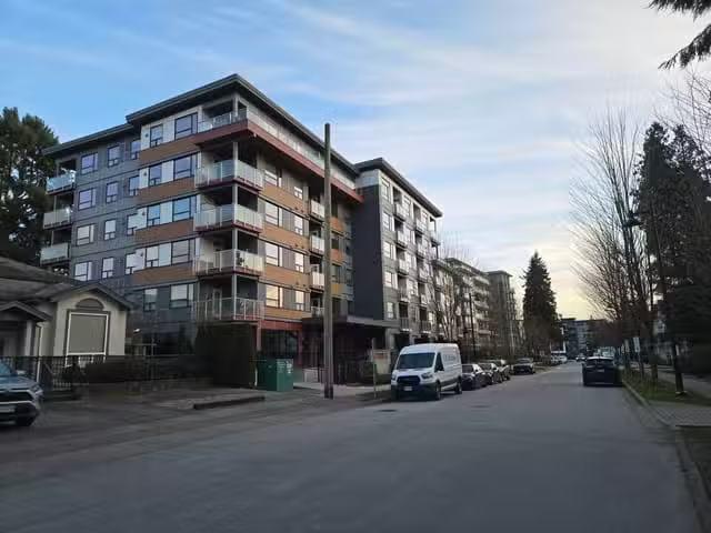 Apartment for sale in Coquitlam, Coquitlam, 609 717 Breslay St.