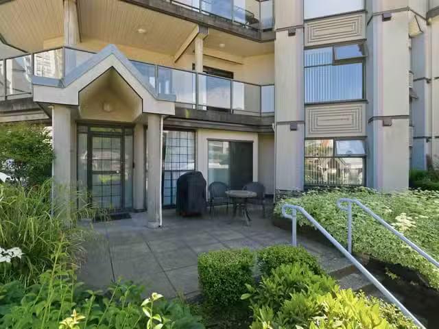 Apartment for sale in Coquitlam, Coquitlam, 103 2968 Burlingto.