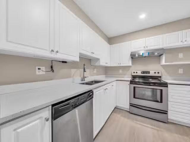 Apartment for sale in Coquitlam, Coquitlam, 107 515 Whiting Wa.