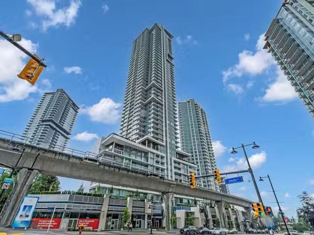 Apartment for sale in Coquitlam, Coquitlam, 1304 518 Clarke Ro.