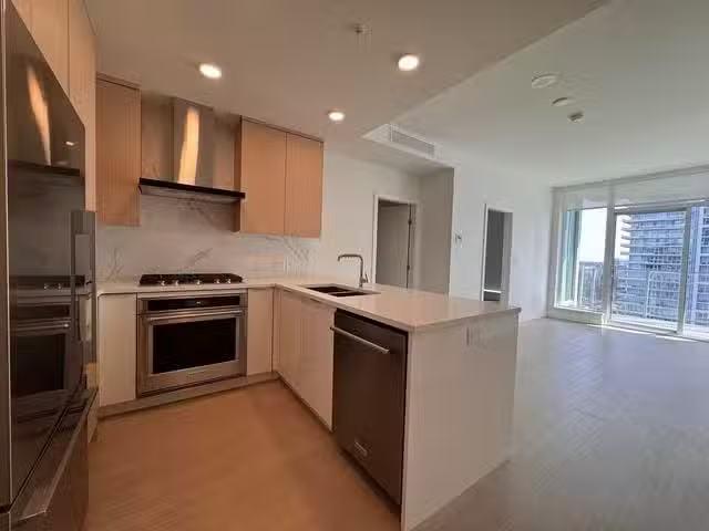 Apartment for sale in Coquitlam, Coquitlam, 1307 699 Whiting W.