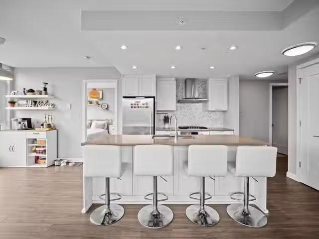 Apartment for sale in Coquitlam, Coquitlam, 2005 520 Como Lake.