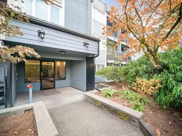 Apartment for sale in Coquitlam, Coquitlam, 203 1122 King Albe.