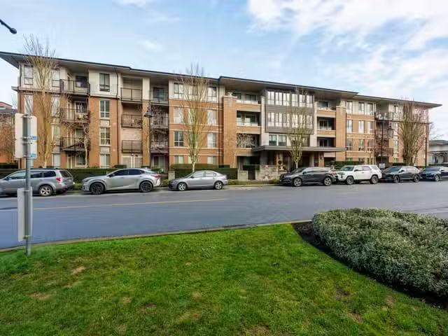 Apartment for sale in Coquitlam, Coquitlam, 213 3107 Windsor G.