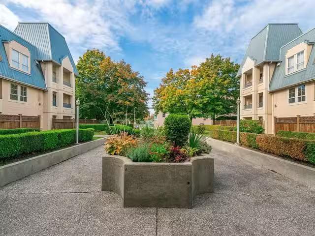 Apartment for sale in Coquitlam, Coquitlam, 219 295 Schoolhous.