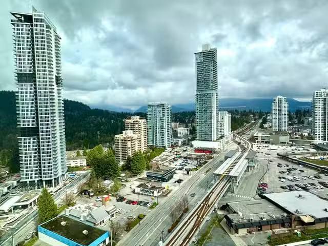 Apartment for sale in Coquitlam, Coquitlam, 2203 518 Clarke Ro.
