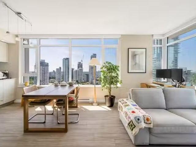 Apartment for sale in Coquitlam, Coquitlam, 2607 602 Como Lake.
