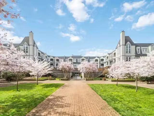 Apartment for sale in Coquitlam, Coquitlam, 301 99 Begin Stree.
