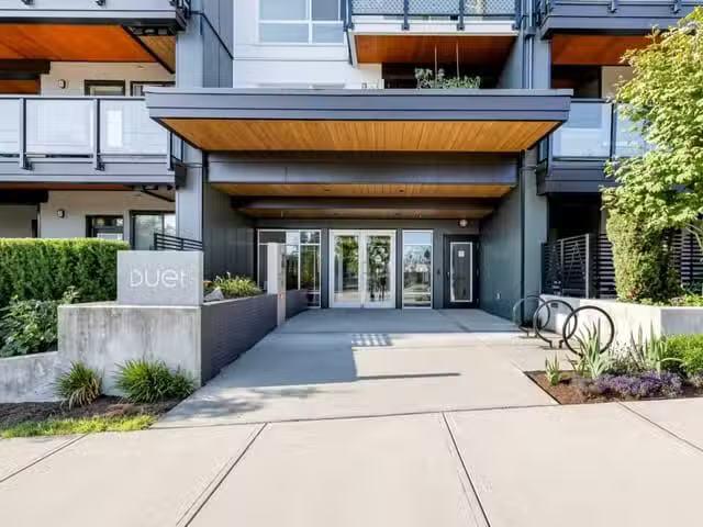 Apartment for sale in Coquitlam, Coquitlam, 311 707 Como Lake.
