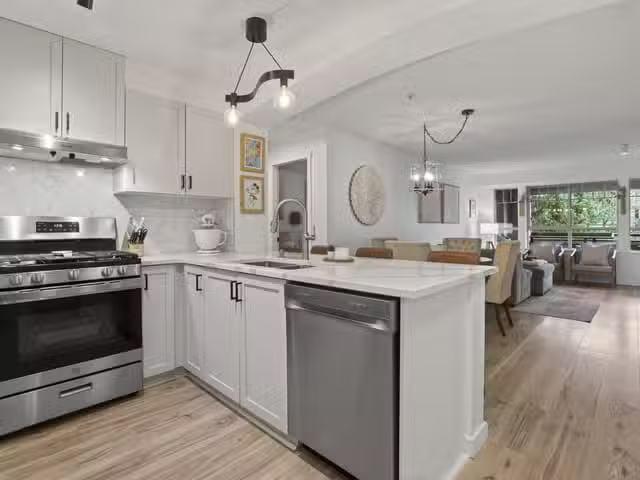 Apartment for sale in Coquitlam, Coquitlam, 312 2959 Silver Sp.