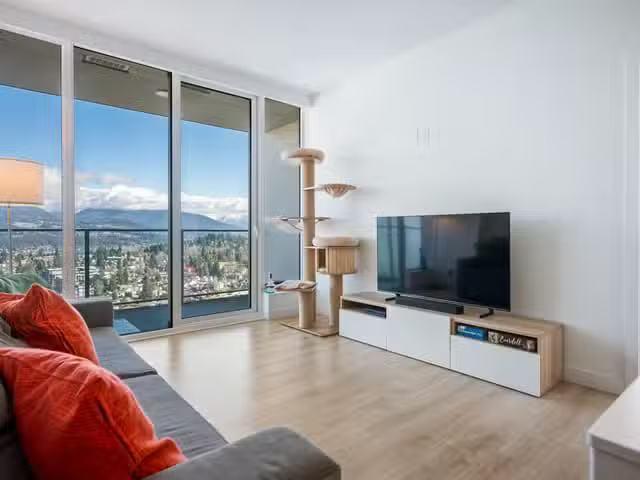 Apartment for sale in Coquitlam, Coquitlam, 3205 567 Clarke Ro.