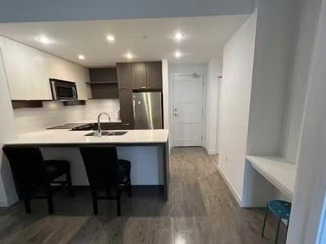 Apartment for sale in Coquitlam, Coquitlam, 320 608 Como Lake.