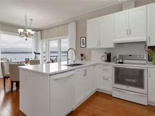 Apartment for sale in Campbell River, 308 1350 Island S Hwy, 1.