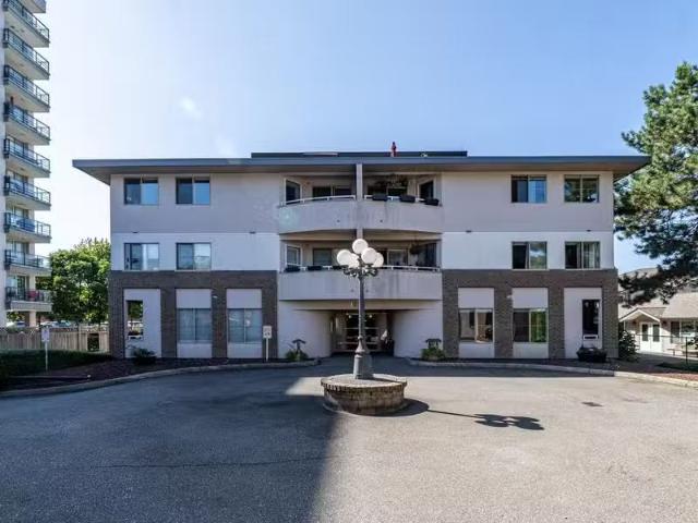 Apartment for sale in Central Meadows, Pitt Meadows, Pitt Mead.