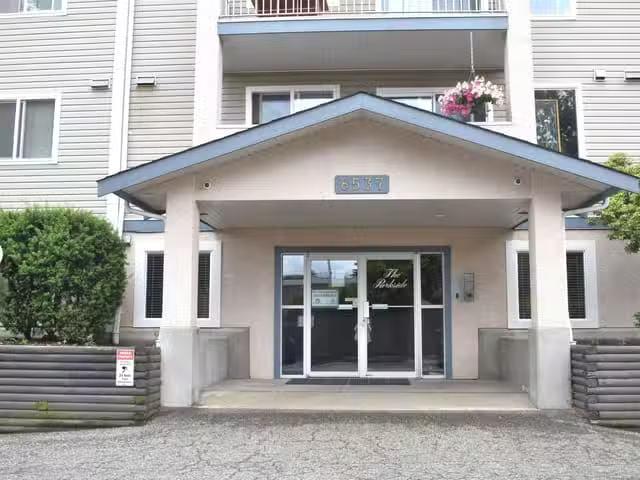 Apartment for sale in Chilliwack, Chilliwack, 402 8537 Young R.