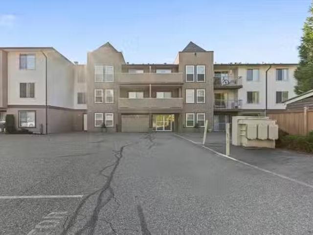 Apartment for sale in Chilliwack, Sardis, 205 45702 Watson Roa.