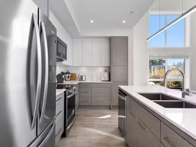 Apartment for sale in Chilliwack, Sardis, 401 45500 Market Way.