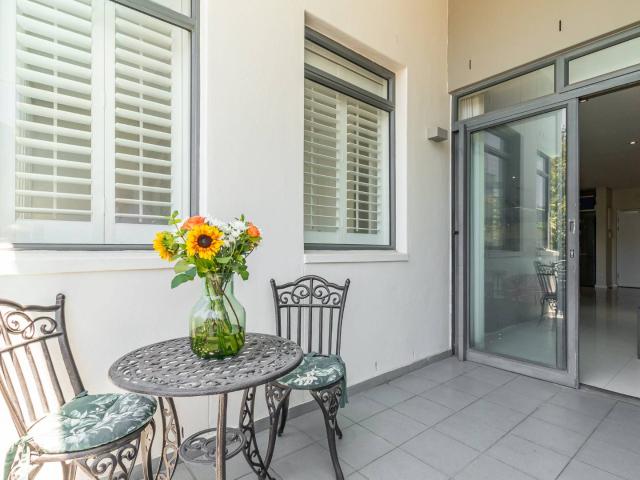 Apartment For Sale in Claremont Upper
