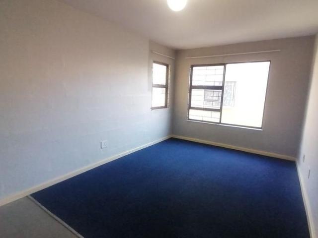 Apartment For Sale in Amalinda, East London