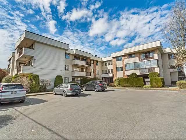 Apartment for sale in Abbotsford, Abbotsford, 101 32885 George.