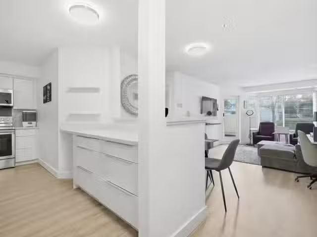 Apartment for sale in Abbotsford, Abbotsford, 131 33173 Old Ya.