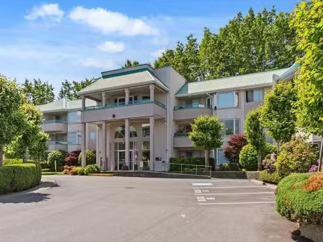 Apartment for sale in Abbotsford, Abbotsford, 206 33165 Old Ya.