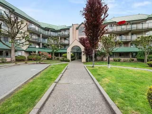 Apartment for sale in Abbotsford, Abbotsford, 208 2964 Trethew.