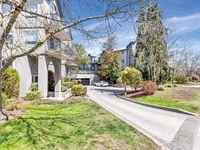 Apartment for sale in Abbotsford, Abbotsford, 216 32725 George.