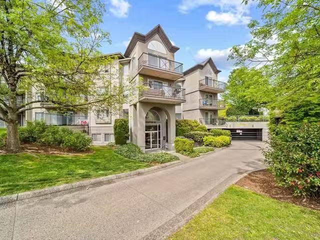 Apartment for sale in Abbotsford, Abbotsford, 219 32725 George.
