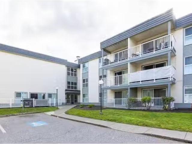 Apartment for sale in Abbotsford, Abbotsford, 229 32850 George.