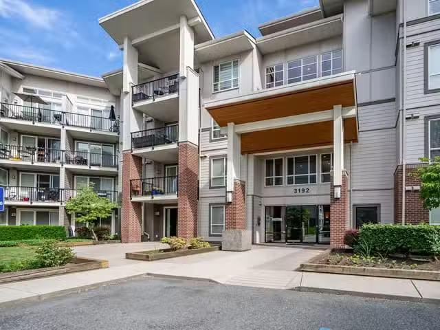 Apartment for sale in Abbotsford, Abbotsford, 303 3192 Gladwin.
