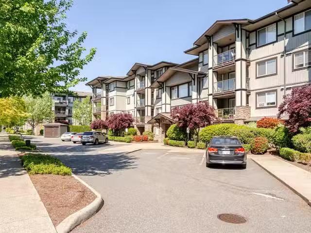 Apartment for sale in Abbotsford, Abbotsford, 305 2038 Sandalw.