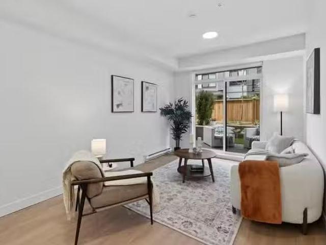 Apartment for sale in Abbotsford, Abbotsford, 314 33820 South.