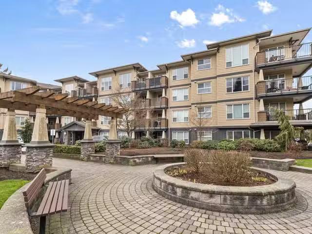 Apartment for sale in Abbotsford, Abbotsford, 321 2565 Campbel.
