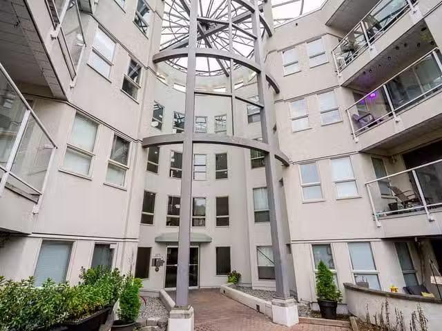 Apartment for sale in Abbotsford, Abbotsford, 401 2575 Ware St.