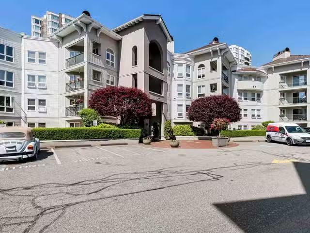 Apartment for sale in Abbotsford, Abbotsford, 402 3172 Gladwin.