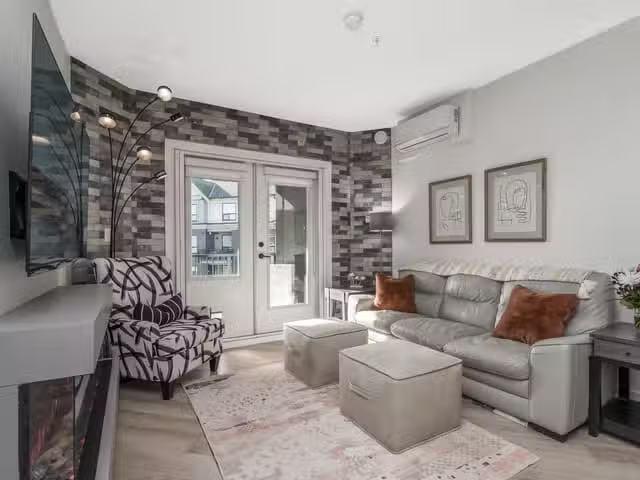 Apartment for sale in Abbotsford, Abbotsford, 412 2493 Montros.