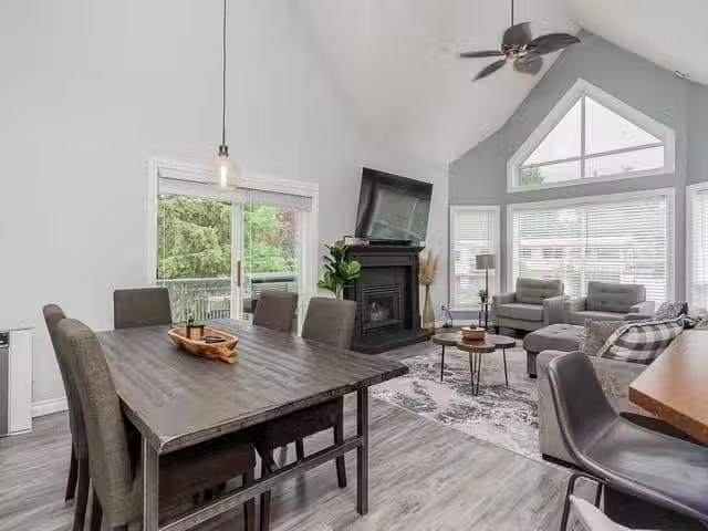 Apartment for sale in Abbotsford, Abbotsford, 505 34101 Old Ya.