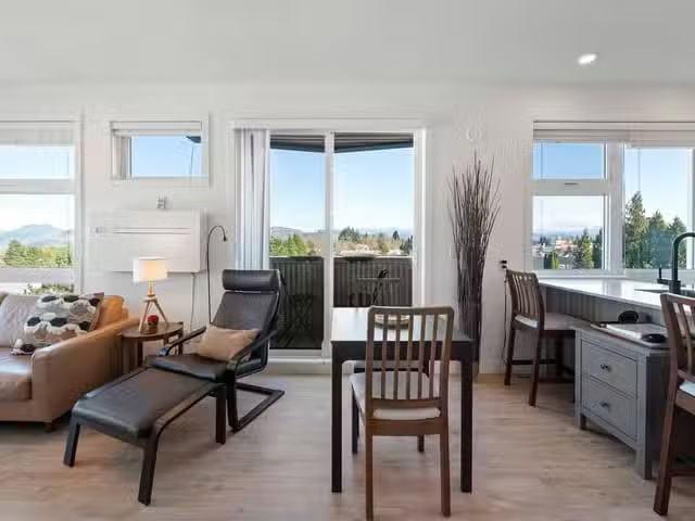 Apartment for sale in Abbotsford, Abbotsford, 601 32838 Landea.